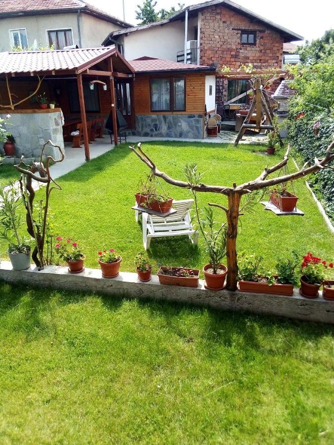 Holiday Guest House Kemo Sapareva Banya Esterno foto