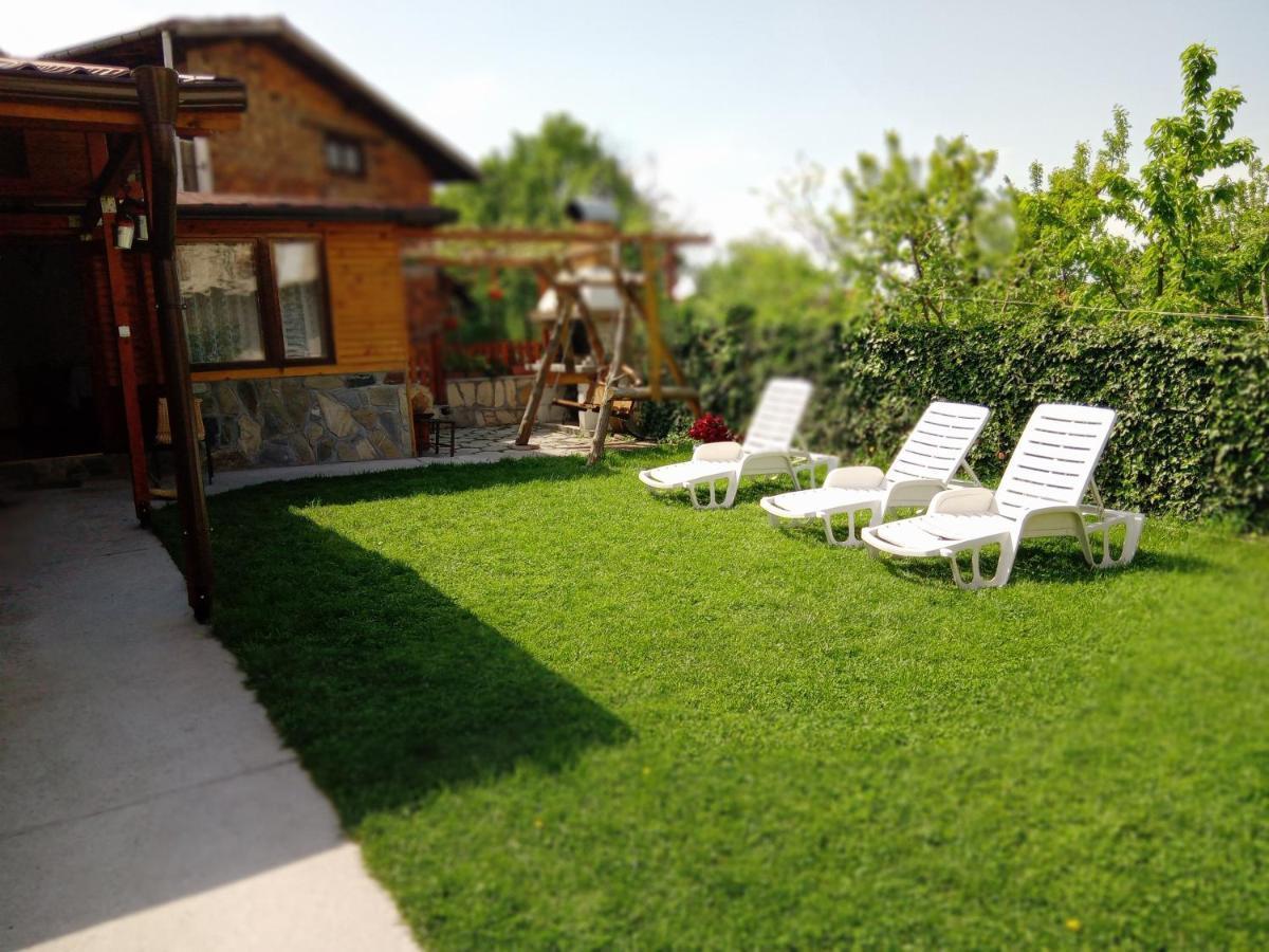 Holiday Guest House Kemo Sapareva Banya Esterno foto