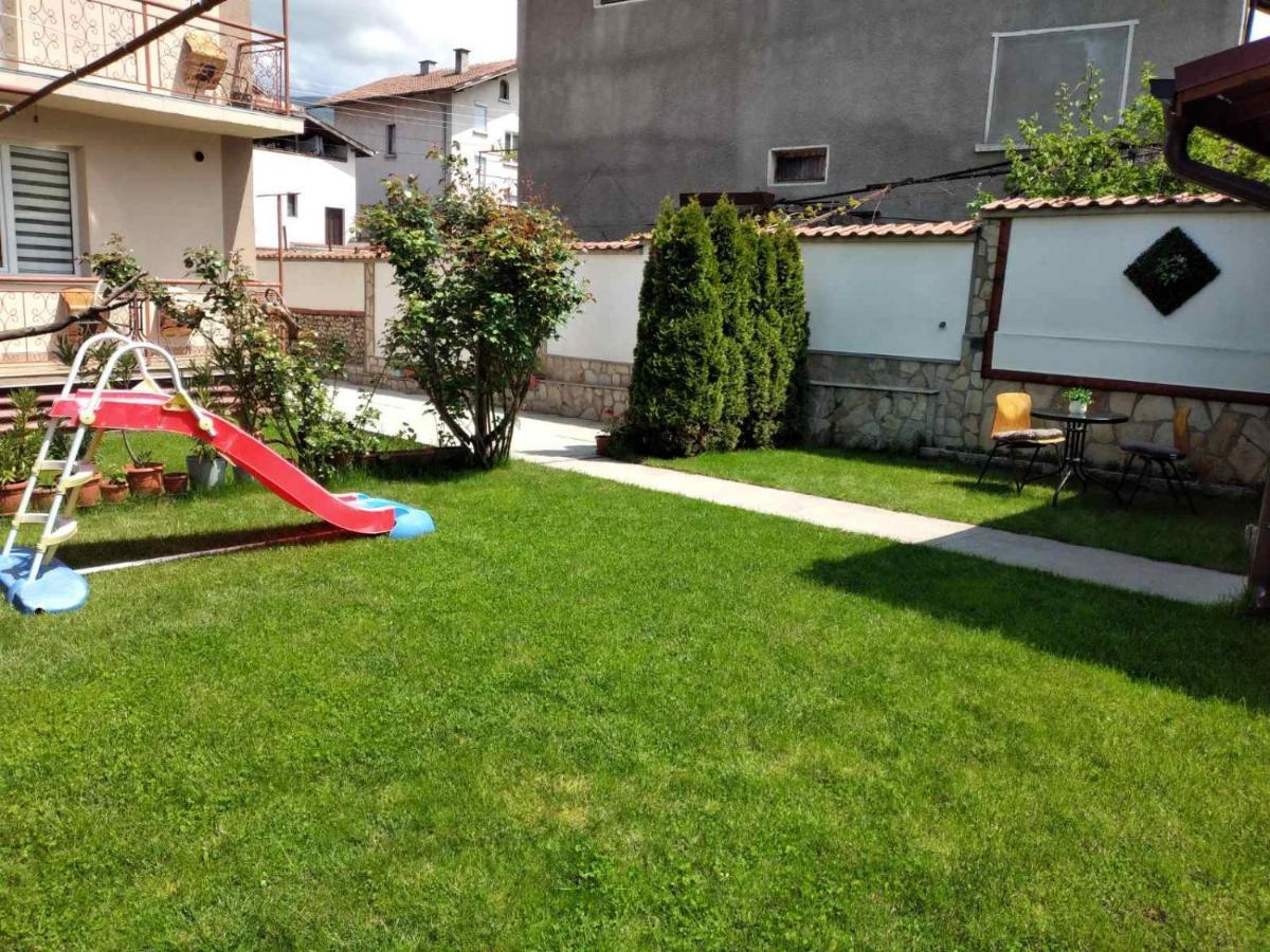 Holiday Guest House Kemo Sapareva Banya Esterno foto