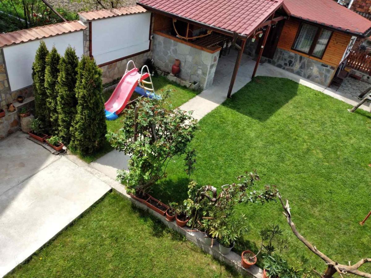Holiday Guest House Kemo Sapareva Banya Esterno foto